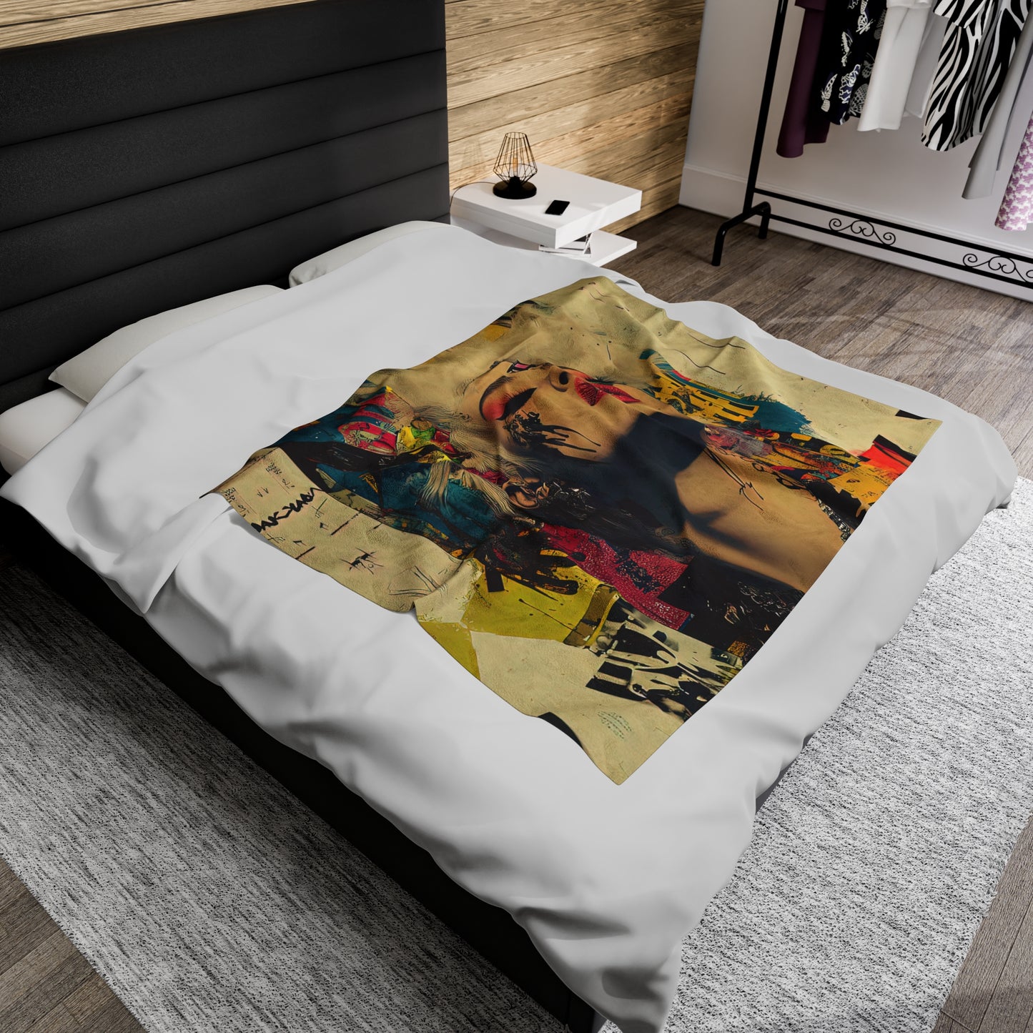 Stylish Velveteen Plush Blanket with Vibrant Graphic Art